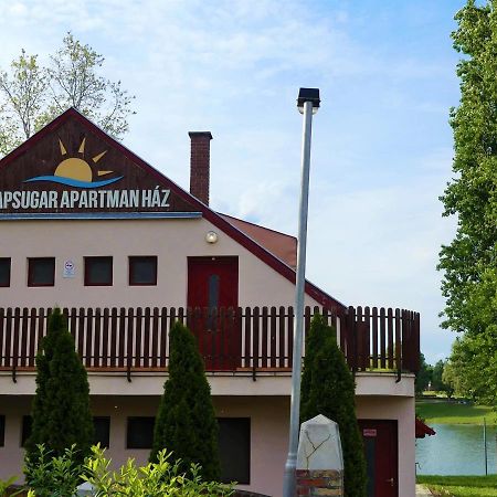 Napsugar Apartman Baja Eksteriør bilde