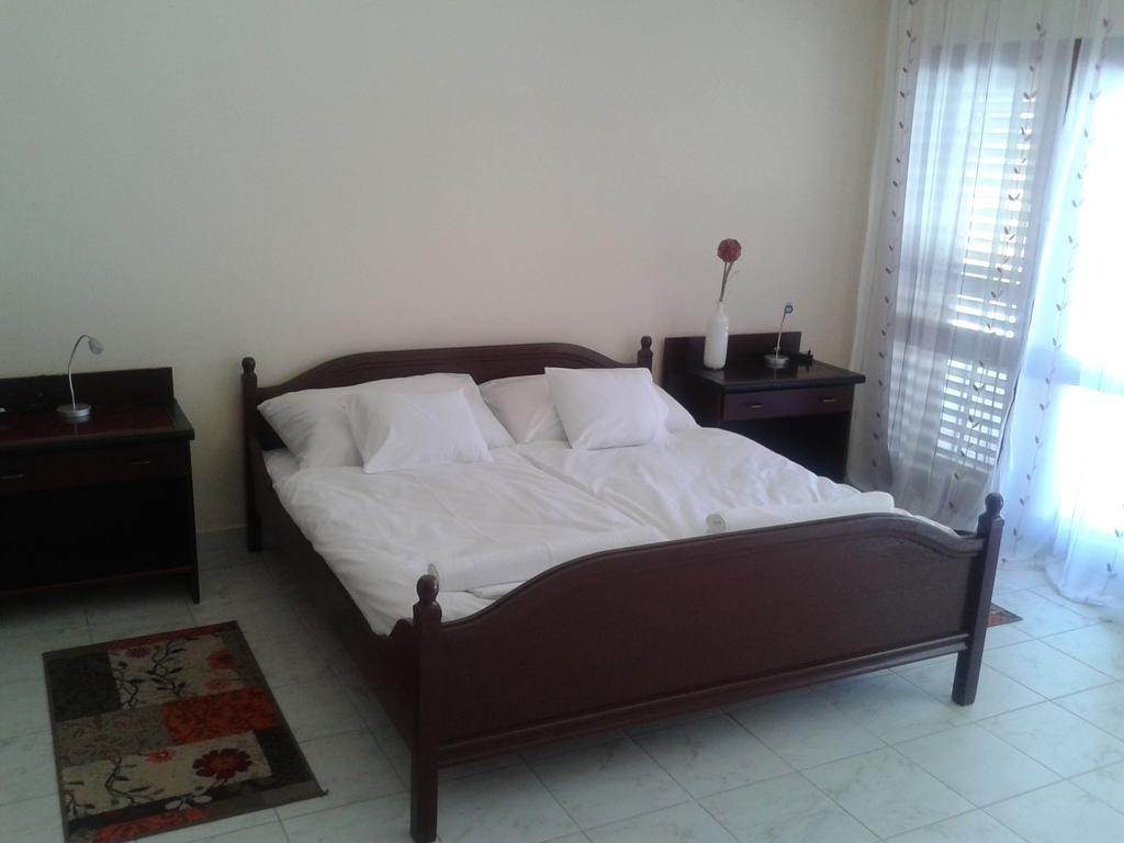 Napsugar Apartman Baja Rom bilde