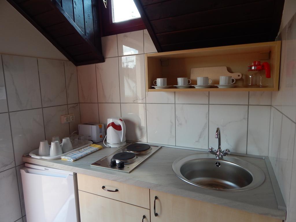 Napsugar Apartman Baja Rom bilde